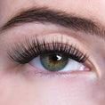 Afbeelding laden in Galerijviewer, My Fast Lashes | Eyecandy lashes - Strip lashes
