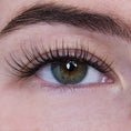 Afbeelding laden in Galerijviewer, My Fast Lashes | Classy Lashes - Mixed Box Lashes
